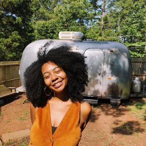 Meet your Posher, Alexandria